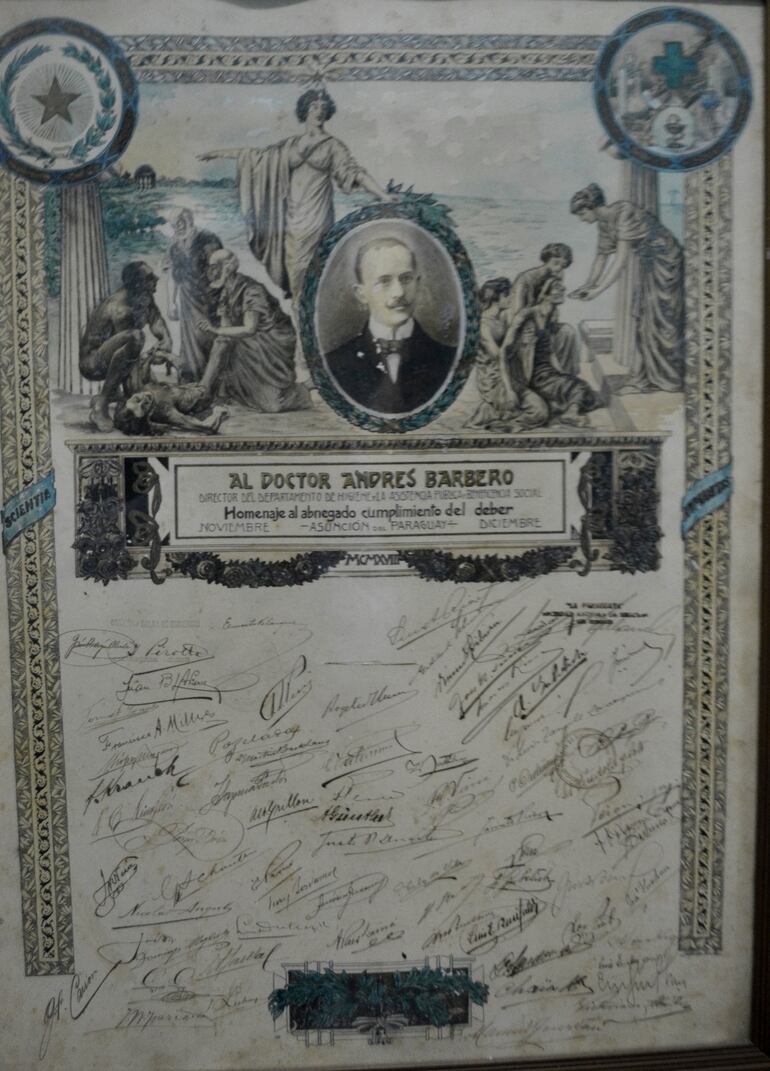 Diploma de agradecimiento de la población por haber luchado contra la pandemia de la gripe española.