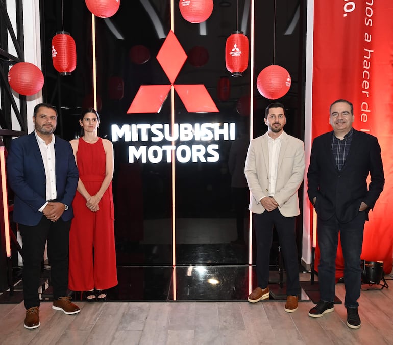 Fernando Correa, Valentina Garmendia, Agustín Varela y Pablo Ramos.
