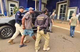 El brasileño fue expulsado del país y entregado a la Policía Federal.