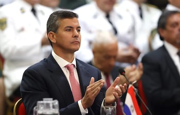 El presidente Santiago Peña. EFE/ Juan Pablo Pino