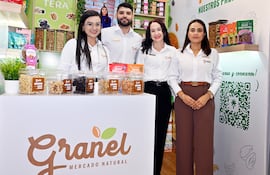 Granel presenta en la Expo CAPASU una variedad de alimentos saludables y productos funcionales.