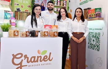 Granel presenta en la Expo CAPASU una variedad de alimentos saludables y productos funcionales.
