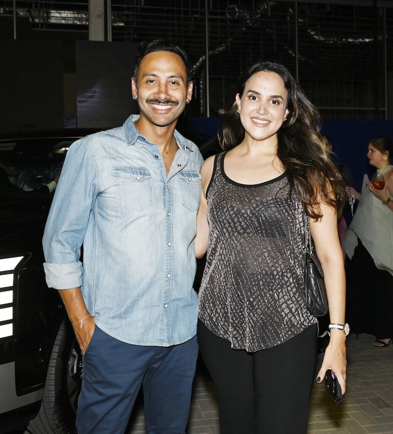 Hugo “Negro” Vásquez y Leslie Laguardia.