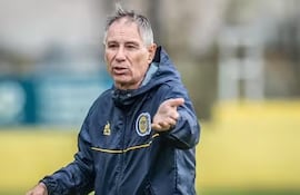 Ariel Holan, argentino de 65 años, es nuevo entrenador de Cerro Porteño.