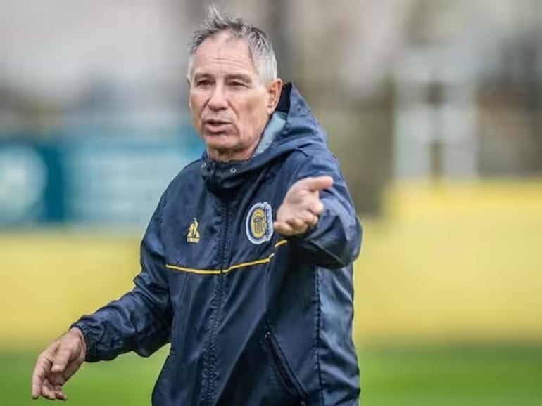 Ariel Holan, argentino de 65 años, es nuevo entrenador de Cerro Porteño.