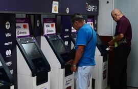 Instan a tener cuidado para no ser víctima de cibercrimen.