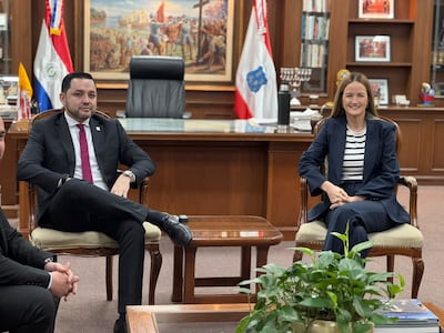 La intendenta electa, Soledad Núñez, participó esta mañana de una reunión con el intendente de Asunción saliente, Luis Bello.