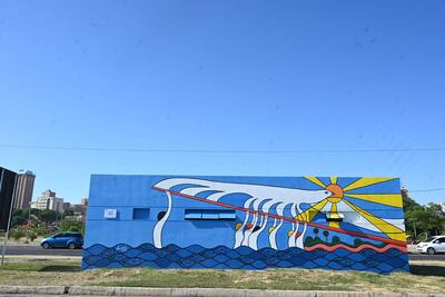 Uno de los murales realizados en la Costanera de Asunción, en el marco del Premio de Artes Visuales de la Embajada de Alemania.