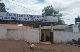 La escuela Don Ívar González Safstrand presenta graves falencias, según denuncian desde la comunidad educativa.
