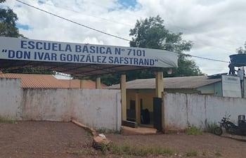 La escuela Don Ívar González Safstrand presenta graves falencias, según denuncian desde la comunidad educativa.