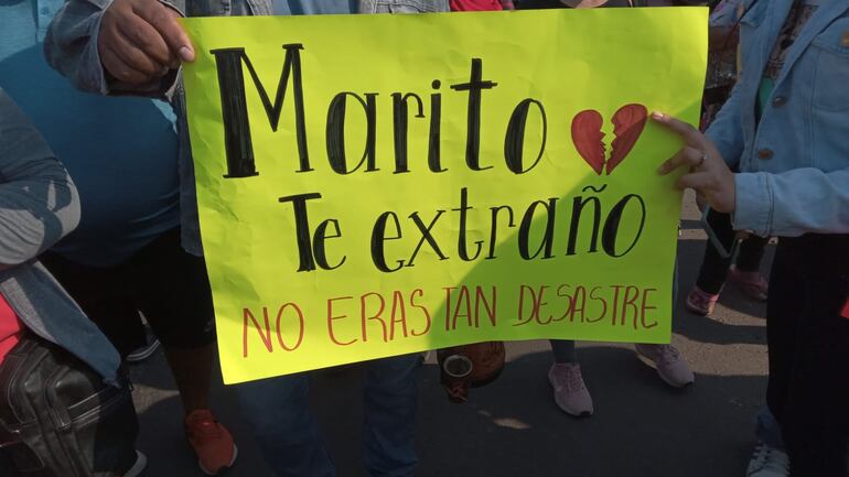 Manifestación de comerciantes de Nanawa en la zona de Puente Remanso.