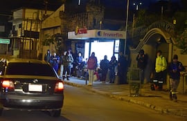 La normativa ampara al usuario y establece responsabilidades muy claras sobre quién debe garantizar el orden durante el viaje.