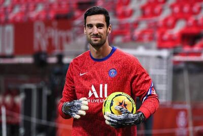 Sergio Rico González, guardameta español del PSG.