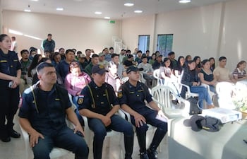 Durante la jornada se brindaron conocimientos prácticos para identificar situaciones de riesgo, prevenir hechos punibles y saber cómo actuar ante la ocurrencia de un delito