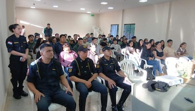 Durante la jornada se brindaron conocimientos prácticos para identificar situaciones de riesgo, prevenir hechos punibles y saber cómo actuar ante la ocurrencia de un delito