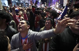 Júbilo en Asunción por la victoria de Paraguay.