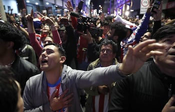 Júbilo en Asunción por la victoria de Paraguay.