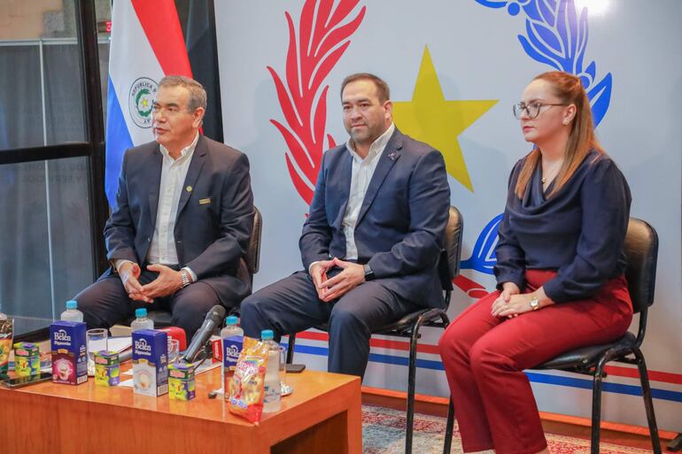 Se lanzó la campaña "Ahorra PY 2026" en el Ministerio de Industria y Comercio, impulsada por Comampar.