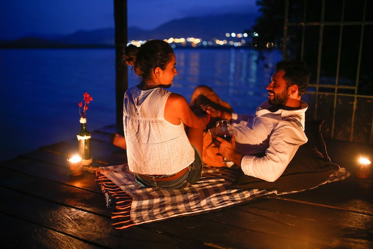 Cena romántica, imagen ilustrativa.