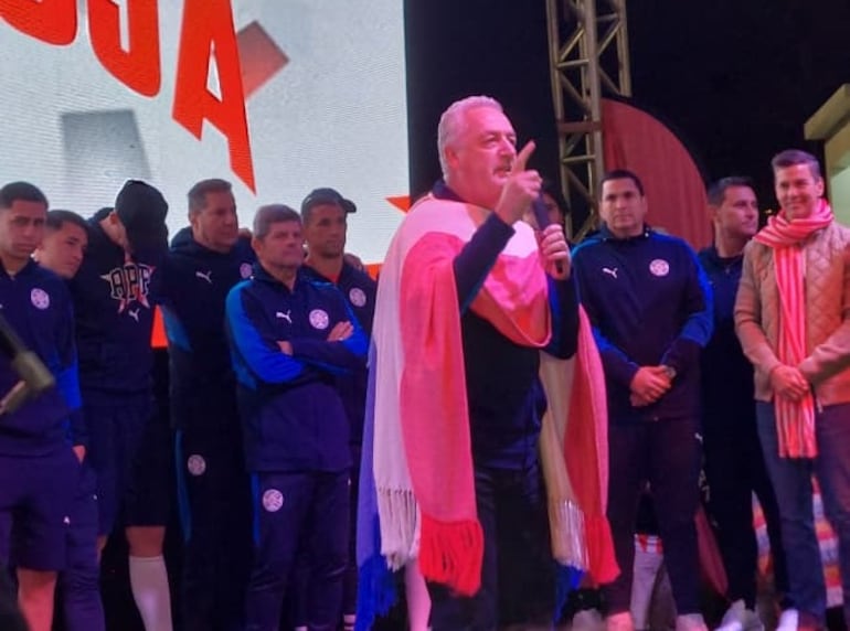 Gustavo Alfaro Albirroja selección fútbol Paraguay