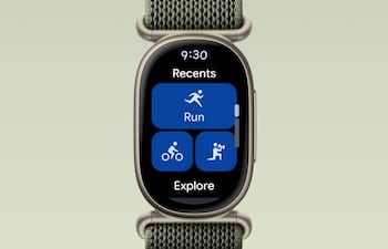 Google Fitbit Edge.
