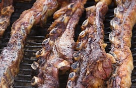 Costilla a la parrilla.