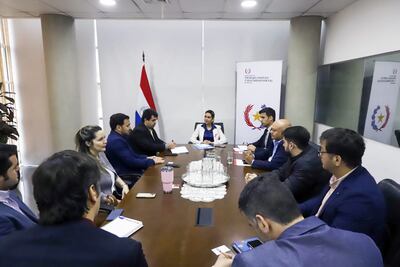 La ministra del Trabajo, Empleo y Seguridad Social, Mónica Recalde, se reunión con directivos de Capaco y Cavialpa.