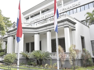 Los Bonos del Tesoro (BOTES) en circulación alcanzan US$ 1.665,8 millones.