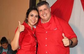 La intendenta de Quyquyhó Patricia Corvalán, junto a su esposo el diputado Esteban Samaniego.