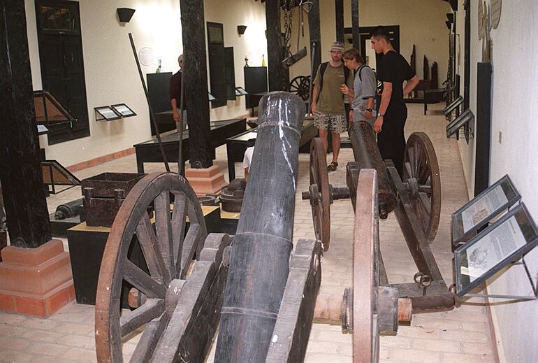 Homenaje a quienes forjan el progreso industrial.