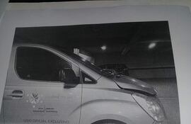 El móvil de Ciudad Mujer que el 5 de noviembre ocasionó un accidente de tránsito en San Lorenzo y su conductor no detuvo la marcha.