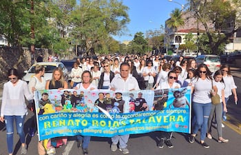 Familiares y otros allegados del niño Renato Rojas Talavera aguardan una justa condena del caso.