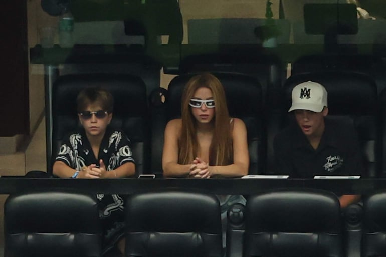 Shakira y sus hijos apoyaron a Argentina desde el palco: "Muy orgullosa de ti, Leo" - Gente