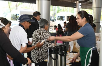 La Asesoría de Turismo de Itaipú ofreció, en cada uno de sus atractivos, la tradicional chipa con cocido (típicos de la época) y huevos de Pascua.