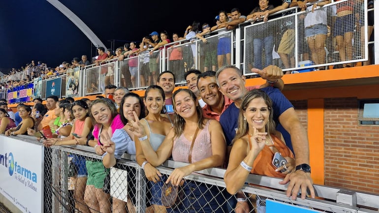 Última noche del Carnaval Encarnaceno 2024.