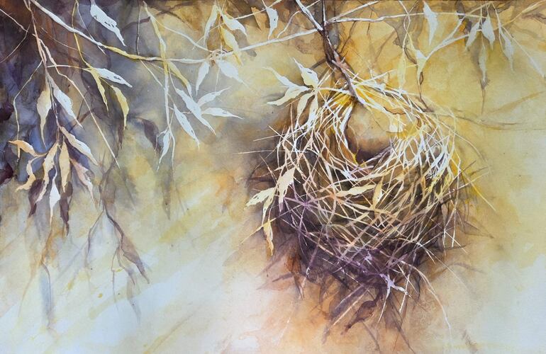 Obra de Monika Schuchardt en acuarela mostrando un nido suspendido entre ramas con colores terrosos y suaves.