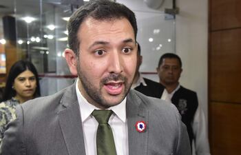 El concejal cartista César “Ceres” Escobar.