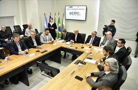 Directores generales de Itaipú participaron en lanzamiento de la Expo Paraguay-Brasil, en Foz de Yguazú.
