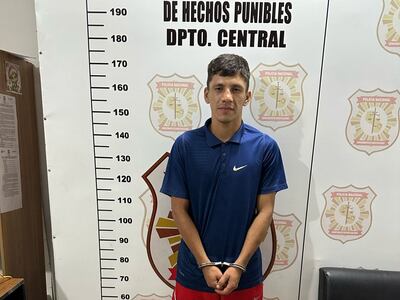 Detención de David Penayo por el supuesto asesinato de su cuñado José María Bogado en Lambaré e incautación de un arma de fuego.