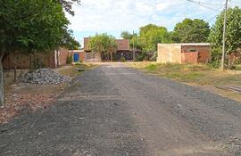 Calle inconclusa y en mal estado en el Barrio San Isidro de Remansito.