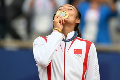 La china Zheng Qinwen se coronó con el oro en París 2024, la primera de la historia de su país en esta disciplina.