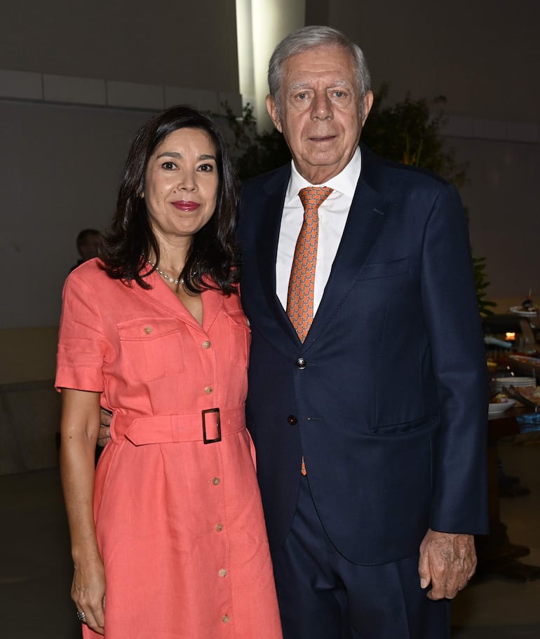 Fabiola Recalde junto con Esteban Morábito.