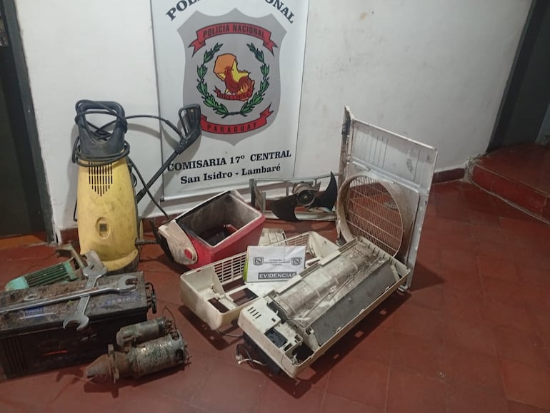 La Policía logró recuperar los objetos robados.