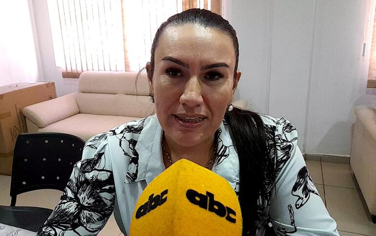 Abg. Gloria Santacruz, organizadora de la marcha.