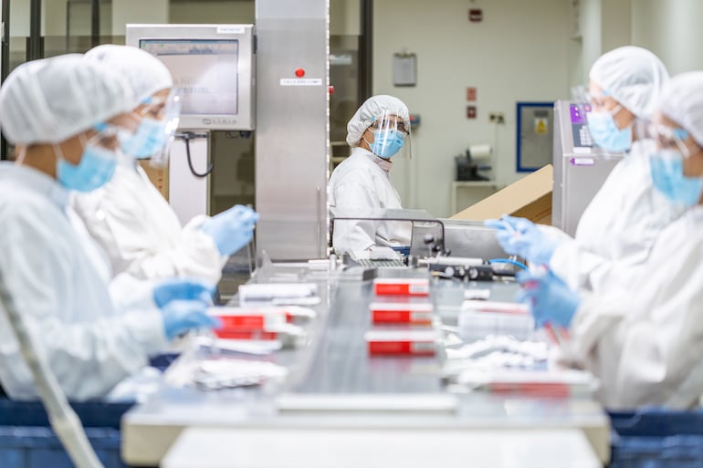 La operación de Adium representa cerca del 50% de las exportaciones de medicamentos del país.