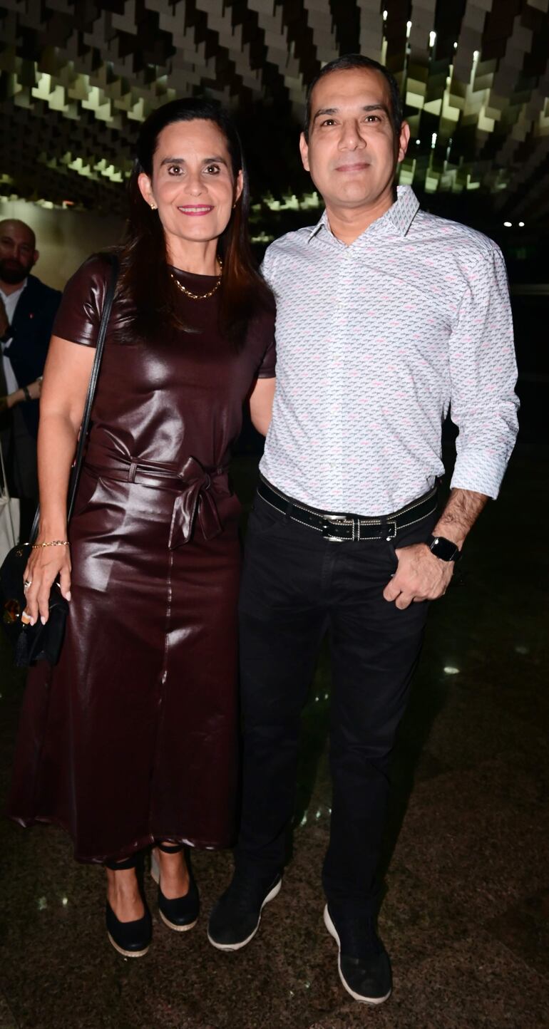 Astrid Brunetti y Elvio Cardozo.