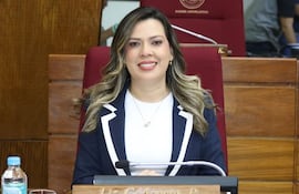 Diputada cartista Liz Acosta.