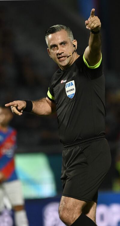 Carlos Paul Benítez (40 años).