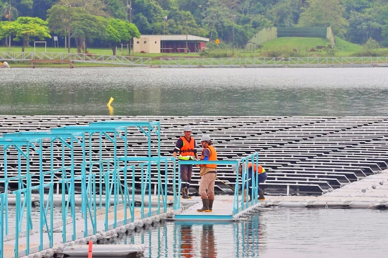 Energía solar flotante.
