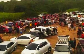 Defensores del arroyo Caañabé participaron en un encuentro de Automotive Sound.